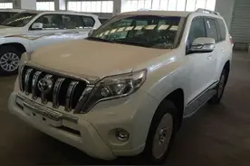 开中东版丰田霸道4.0VX-R丰田陆地巡洋舰4.6顶配去西藏图片