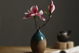 [饰品]陶瓷小花瓶，为家居增添色彩图片