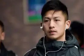 遭半年重伤折磨！王楚：我还在踢球，他们都觉得不可思议图片