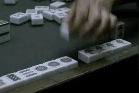 中国麻将流行到韩国去了，竟然是一模一样的，看着手痒！视频封面