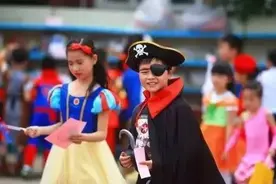 发生了什么？他们都成了动漫人物图片