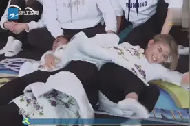 昆凌晚上抢被子太猛，苦了杰伦了视频封面