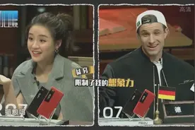 非正式会谈 德国身价最贵的猫属于香奈儿老佛爷 人不如猫系列
