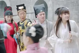 终于找到里面穿豹纹的女子了视频封面