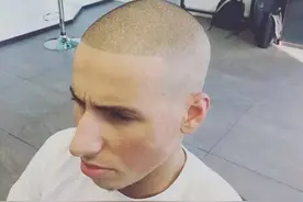 发型 | 20个超清爽颜王短发，遇到留这些发型的就嫁了吧！图片