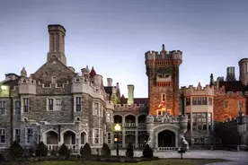 到了加拿大，这些电话号码在关键时刻是会救命的，赶紧记下来！图片