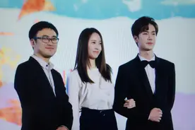 《闭嘴!爱吧》郑秀晶王一博引尖叫图片