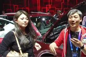 奥迪Q5L在北京车展被他们盯上了，一上市就会被拆解视频封面