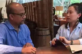 教你怎么辨别头层牛皮、二层牛皮。让你买到真正的牛皮沙发。视频封面