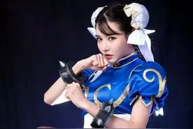 梦想成真！真人版春丽向你袭来图片