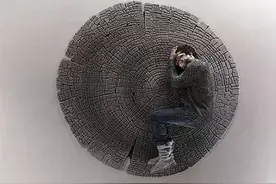 一次就好 | 年轮中的我们渐渐走出了那个吃土能活的年纪图片