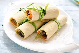 绝对是低脂低热量且健康营养海藻豆卷。所以，食用海藻益处多多！图片