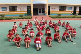 幼儿园最萌毕业照图片