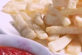 莹莹：薯条别再出去买，告诉你肯德基的做法，自己做放心视频封面