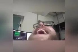 行走的表情包视频封面