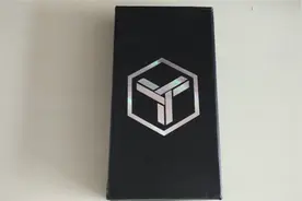 智能遥控器时代来临，多变功能一手掌控--极夜智能遥控器图片