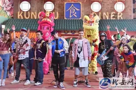 周杰伦超疼徒弟派伟俊　偷买吉他当奖励图片