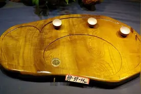 来看看这高档茶盘！上等金丝楠！高手雕刻！图片