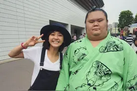 可爱胖子运动：你不知道的日本相扑图片