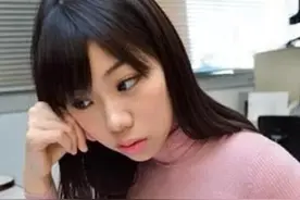 搞笑内涵图：真爱啊，这才叫情侣装图片