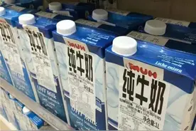 生活小妙招：倒牛奶、饮料不外溅，这样做！图片