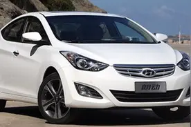 朗动外形拉风油耗满意，就是车漆较薄盲区大图片