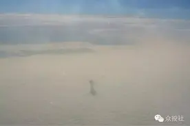 人可以行走在云上！图片