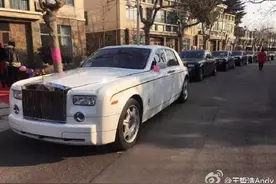 小伙伴惊呆了，土豪婚礼幻影兰博基尼哈雷机车都来了，还有直升机图片