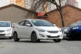 推荐2015年热销合资家用轿车 时尚大空间图片