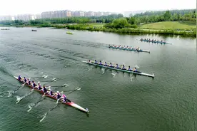 中国最强的赛艇队集齐了！ 郑州龙子湖上PK剑桥大学！图片