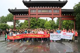 世界地球日近百名“小鸊鷉”走河测水，感受最美家乡河图片