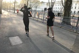 伦敦马拉松周末开跑 组委会提醒“天热，别太作！”图片