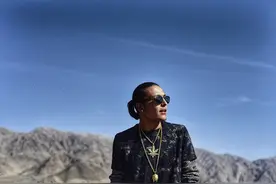 调查与研究︱帕米尔高原上的嘻哈青年图片