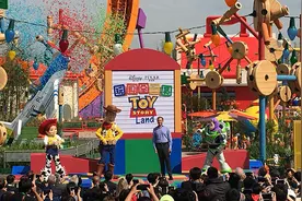 上海迪士尼“玩具总动员”园区下午正式迎客，有3个全新景点图片