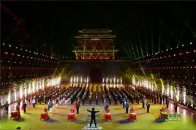 吹响和平号角 走进上海合作组织第五届军乐节图片