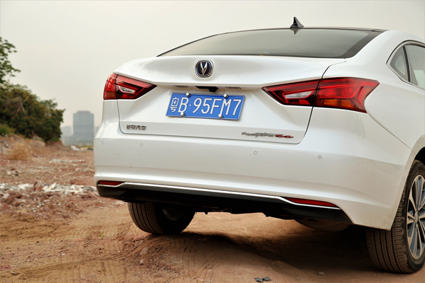 睿骋CC长测（9）：因为底盘比较高级，所以成为编辑部的“香饽饽”