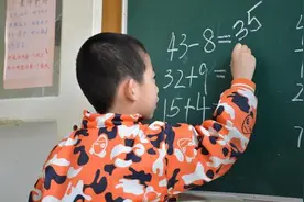 探访天津一自闭症康复中心：老师月薪仅一两千元图片