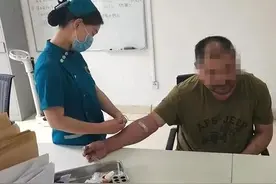 重型带挂大货车司机竟在国道上醉驾图片