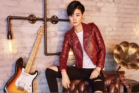 国家射箭健将运动员刘杰单曲《靠近我》全球发行图片