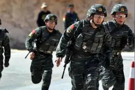 燃！雪豹突击队“迎战”，吴京式特种兵要和美国人一较高下！图片