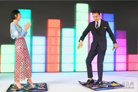 《疯狂小事》陈伟霆唐艺昕Jessica飚舞 陈伟霆自曝做饭难吃图片