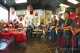 黄飞鸿三传弟子余志伟在纽约始设功夫段位制度图片