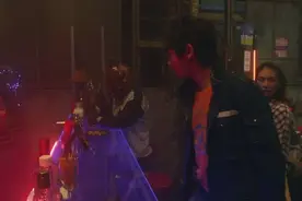 捷德奥特曼剧场版：小陆与佩嘉点杯牛奶，竟然被外星人嘲笑