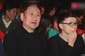 宋丹丹与三婚丈夫近照曝光，年过60身价过亿，两人相识28天闪婚视频封面