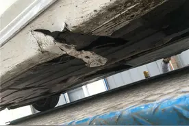 大雨冲走古力盖宝马连碰两次 维修费用至少一万图片