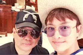 贾乃亮拜郭德纲为师，双逗合璧，网友：春晚等你图片