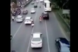 第一次遇到开车这么嚣张的人，看到最后我也就放心了图片