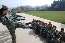 爆笑！国防生讲述那些班长的经典口头禅图片