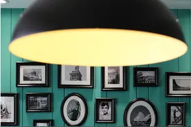 每天看墙上挂在那的宝宝成长照片，当照片墙非常好看图片