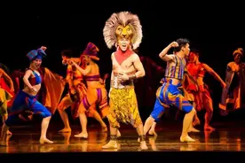 看，迪士尼来了一只说中文的狮子王图片